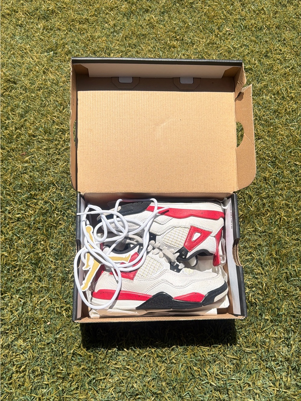 Jordan 4 Retro Red, White, Black Kids Basketball Shoes 12c - Picture 5 of 9